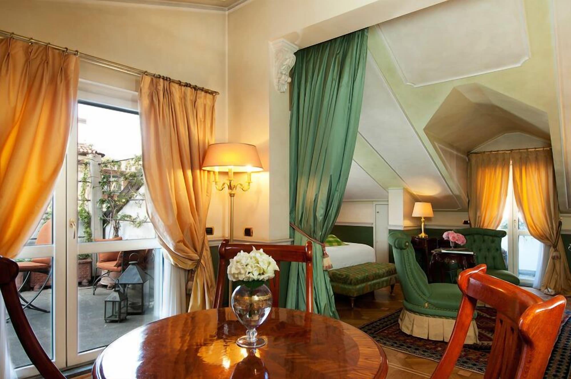 Petit Palais Hotel De Charme Milão Quarto foto
